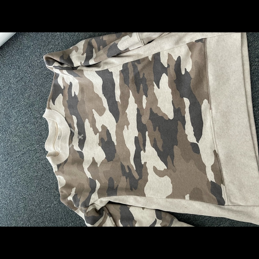 American Eagle Sweatshirt